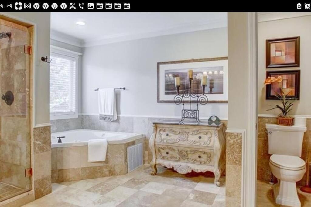 Sleeps16, Spacious Home, Close To Downtown, Beltline, And Walk To Restaurants, 75" Tv, 2 Person Jacuzzi, Ping Pong Атланта Экстерьер фото